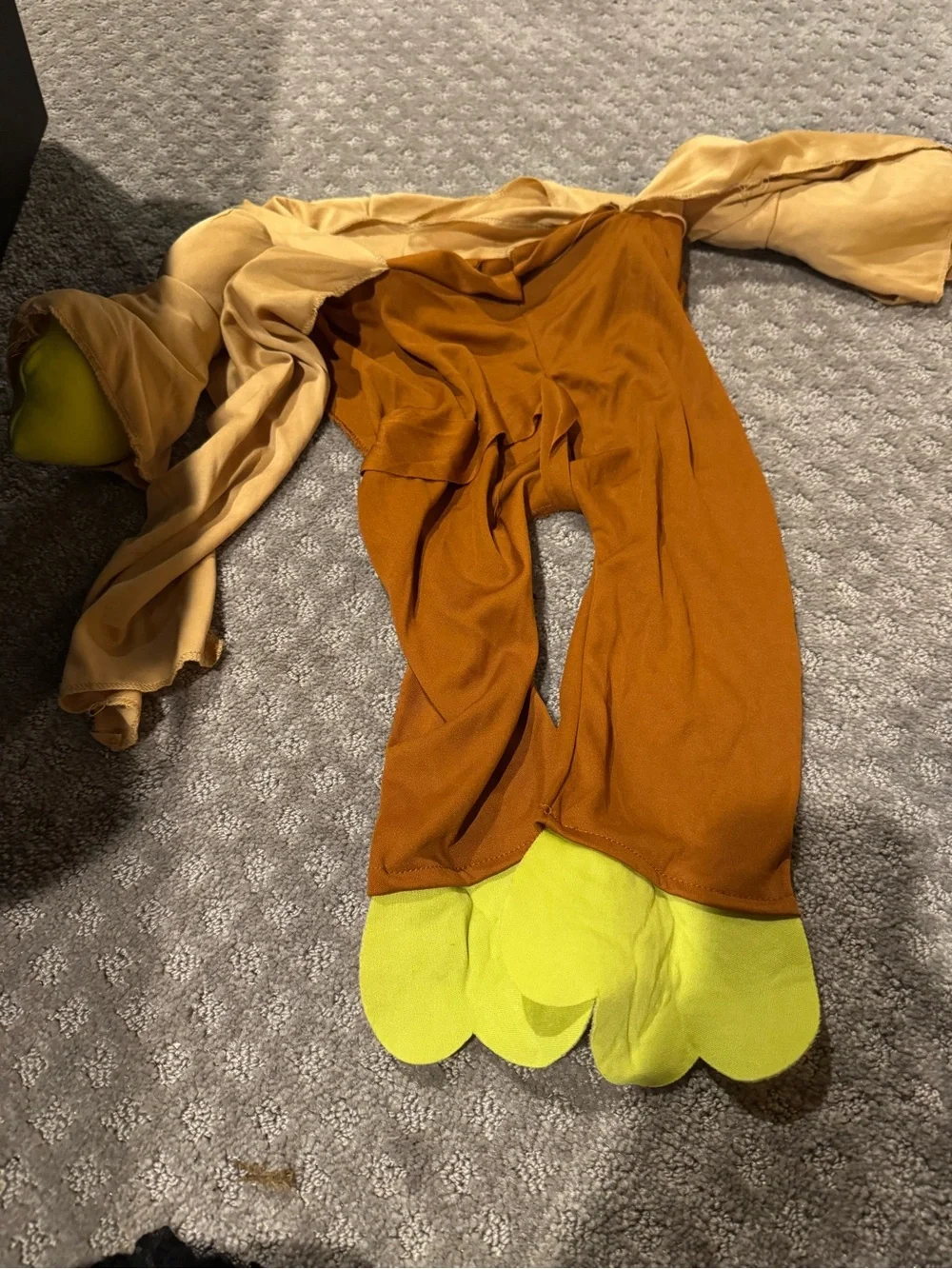 Dog size Large Green Yoda-Inspired Costume - Classic Character Outfit